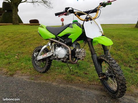 Moto cross 125 crz moteur neuf