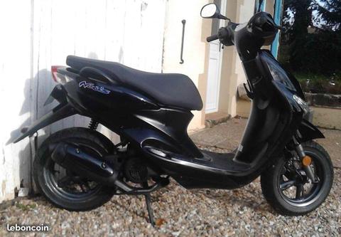 Yamaha neos ovetto 50cc scooter mbk