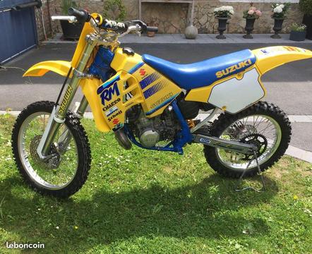Suzuki 250 rm