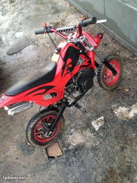 Pocket cross 49cc bon état + casque yamaha
