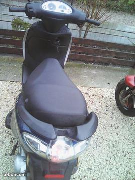 Scooter Piaggio zip