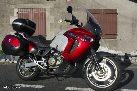 Varadero 1000 ou échange bmw 1200rt, pan european