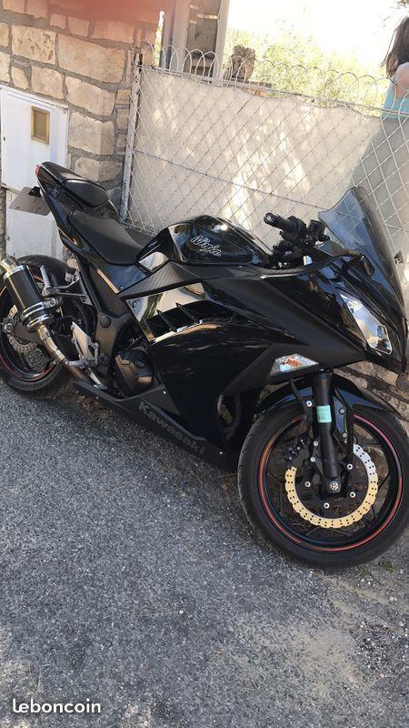 Kawasaki Ninja 300 A2