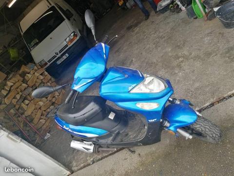 Scooter TNT Motor Roma 50cm3 débridé