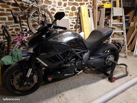 ducati diavel
