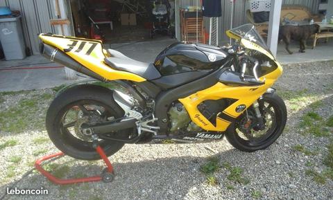 Yamaha r1 piste/route