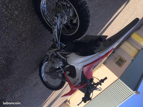 125 CRF