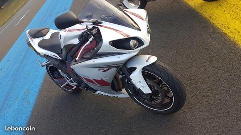Yamaha YZF-R1 crossplane