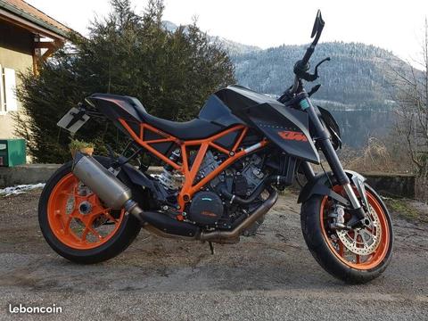ktm 1290 super duke R