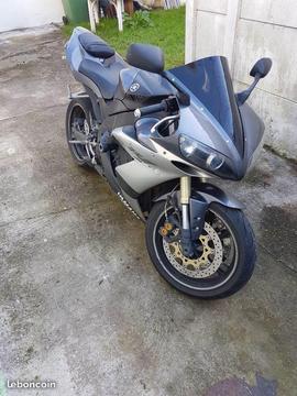 Yamaha yzf R1 2004