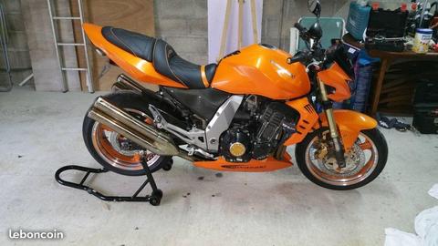 z1000