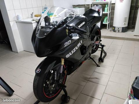 Suzuki GSXR 1000 k4