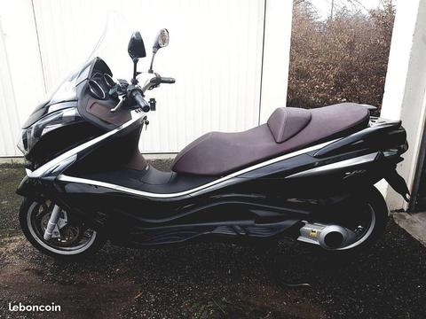 piaggio x10 exécutive 125cc parfait états