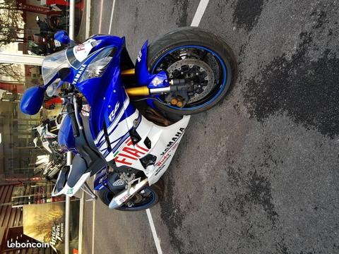 yamaha r6 édition rossi numéroté