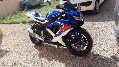 SUZUKI GSXR 750