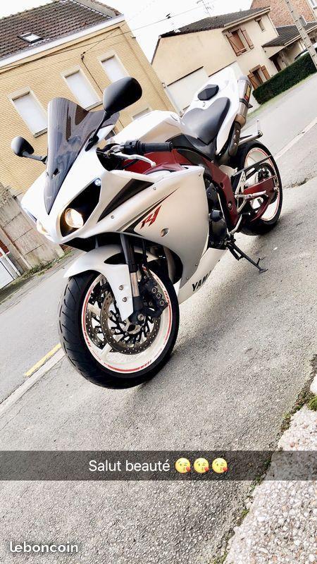 Yamaha r1