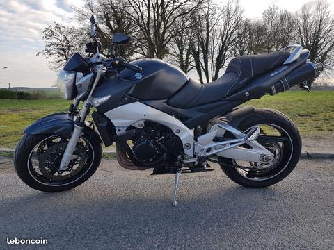 600 GSR suzuki
