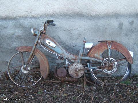 Mobylette motobécane