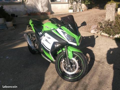 Ninja 300 30th anniversaire pneus neuf