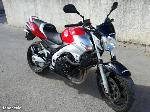 Suzuki GSR 600