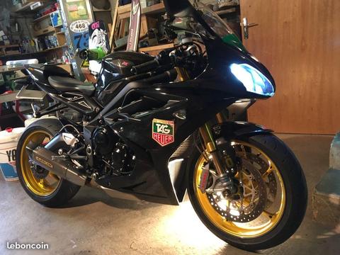 Daytona 675 R