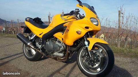 triumph sprint rs 955i
