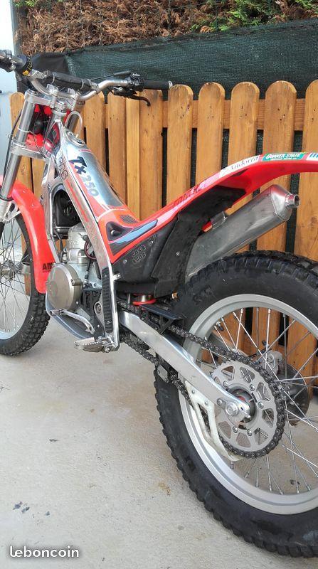 Moto de sport