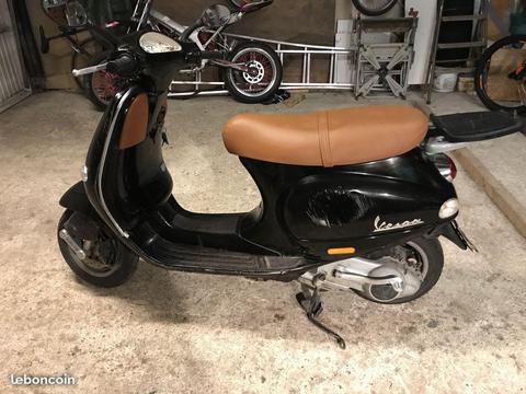 Vespa et4 125