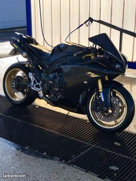 R1 Crossplane