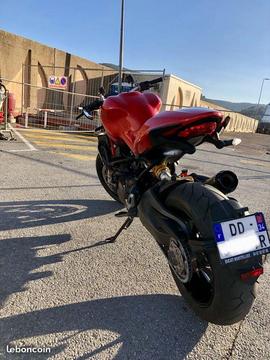Ducati Monster 1200 S