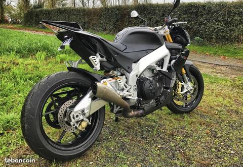 Aprilia tuono v4 APRC
