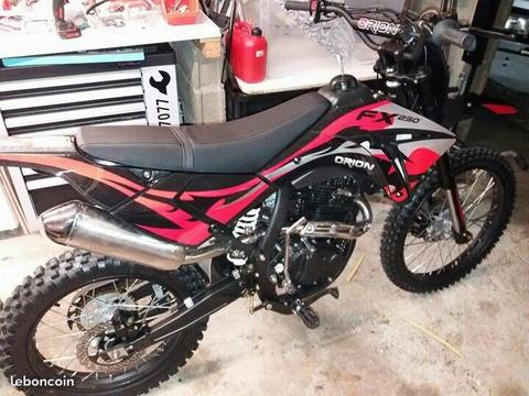 Dirt bike appolo orion Agb38 FX 250 250cm3 neuve