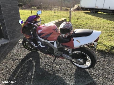 Honda cbr 919 rr de 1999 monobras
