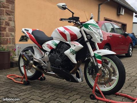 Honda Hornet 