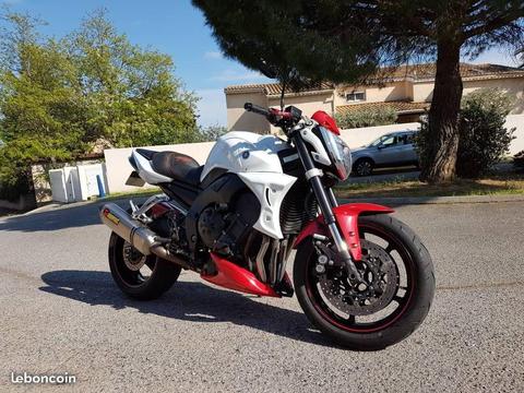 Yamaha FZ1 Naked 1000 Akraprovic