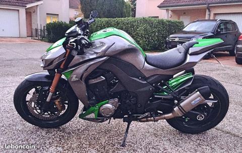 Kawasaki Z1000 Sugomi 2015 full