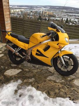 Honda VFR RC36/2