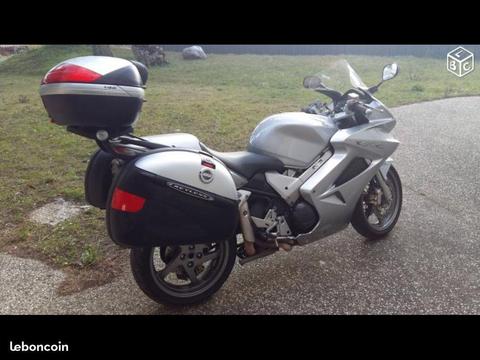 Honda vfr vtec