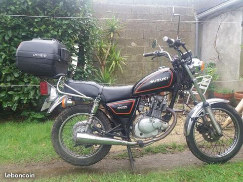 Suzuki gn 125 1990 roulante