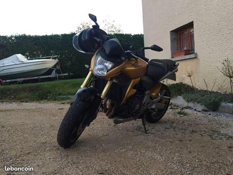 Hornet 600