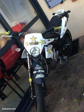 Derbi Senda 50 SM X TREM