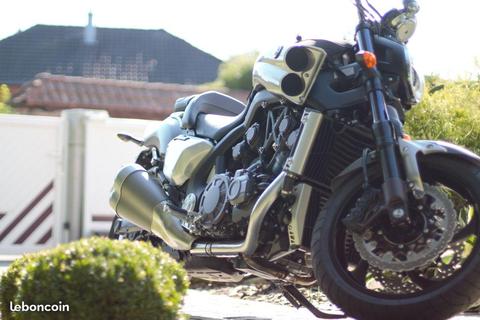 Superbe Yamaha 1700 Vmax NEUVE JAMAIS ROULEE