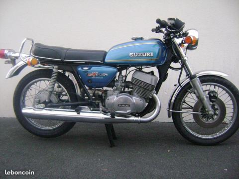 Suzuki gt500