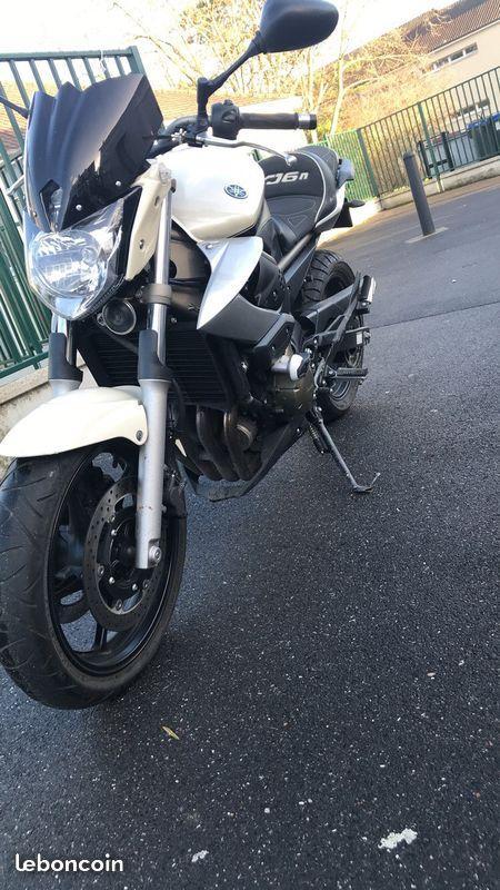 Yamaha XJ6 A2