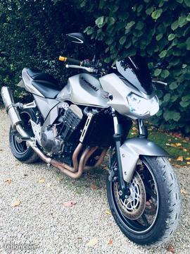 Kawasaki z750 année 2005 30000 kms