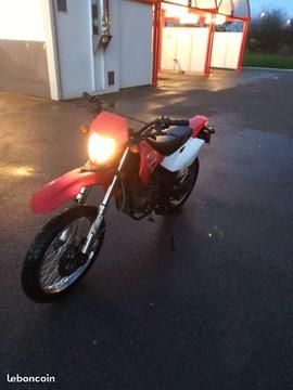 125