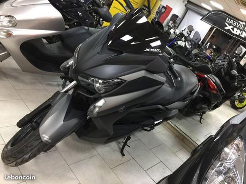 Yamaha X-Max 125
