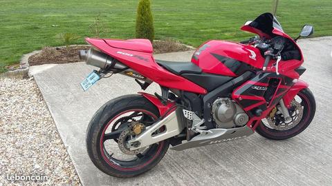 Moto Honda 600 cbr RR