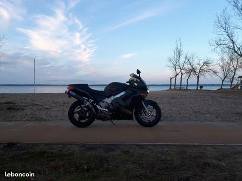 Vfr 800 fi