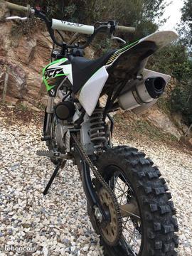 140 YCF comme neuve